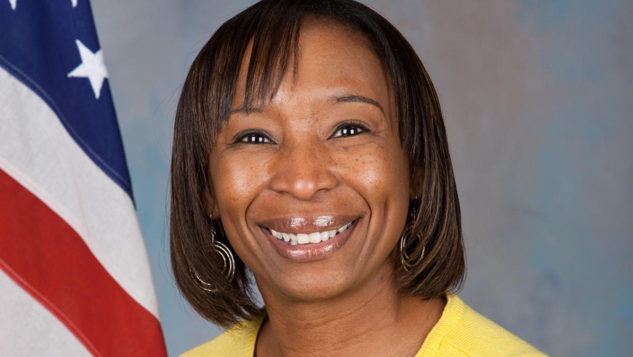 Police foundation honors 4 'unsung heroes'